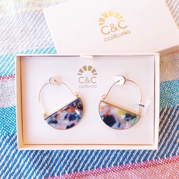 C&C California Jewelry - C&C CALIFORNIA ✨NWT✨ Multicolor Acrylic Earrings